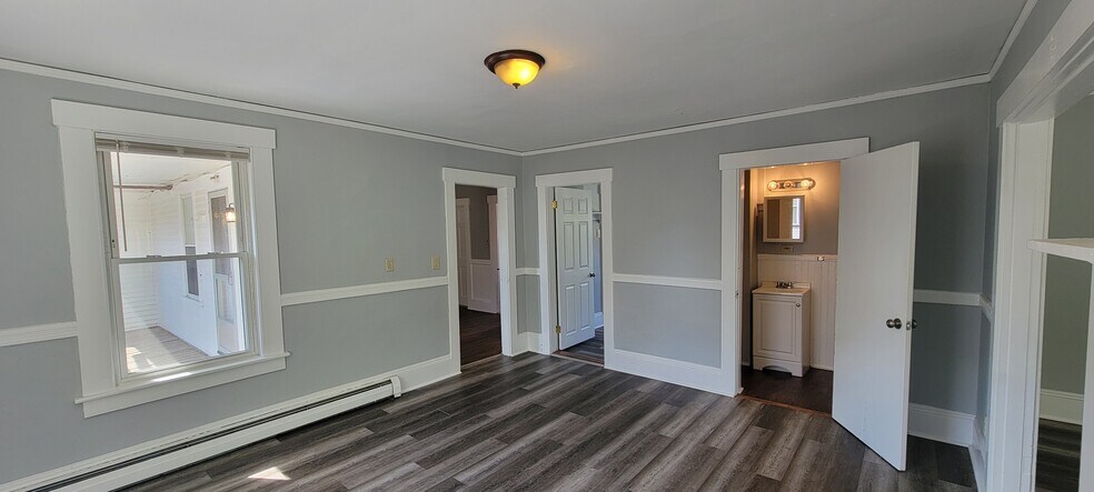 Living Room - 125 Laurel St