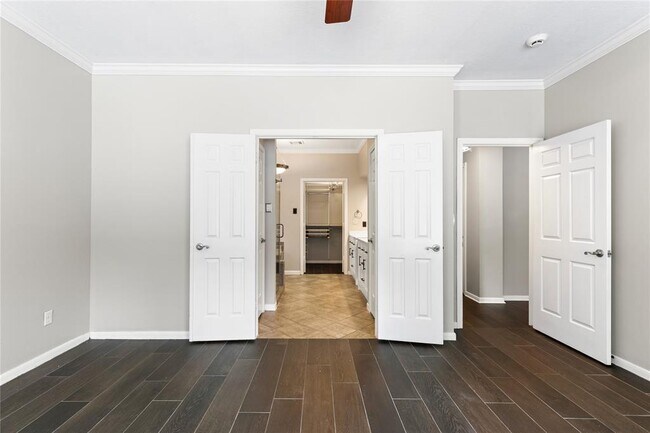 Building Photo - 3603 Rock Springs Dr