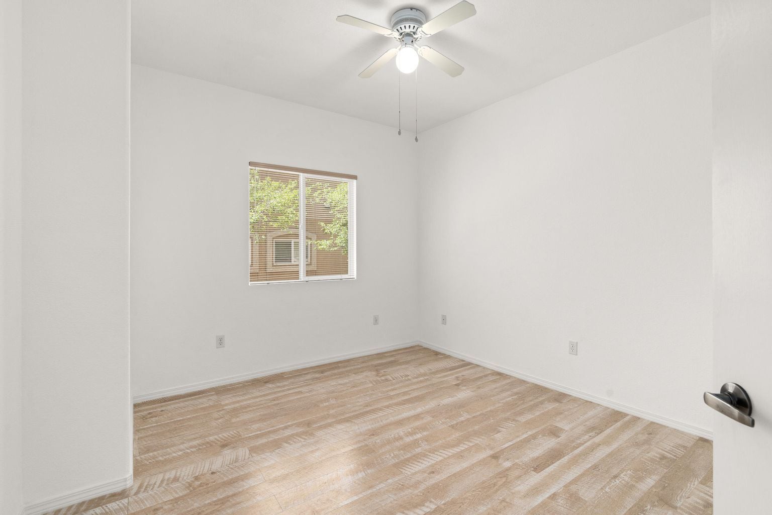 3rd BR - 6800 Vista del Norte Rd NE