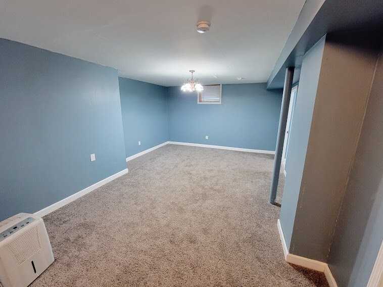 Building Photo - 875 Agate St