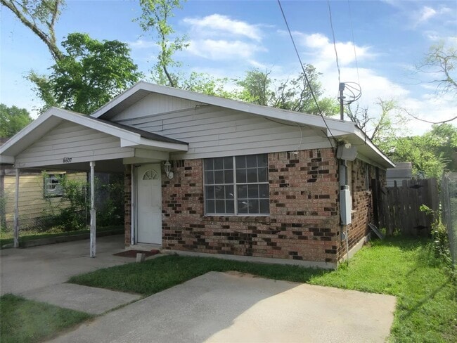 Building Photo - 8607 Nesom Ct