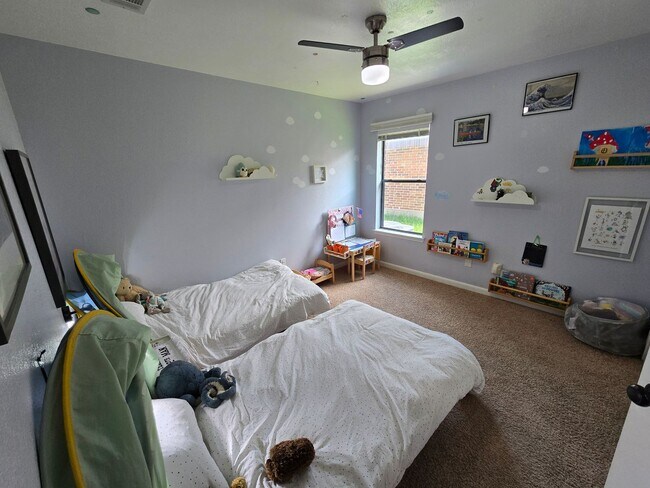 Building Photo - 15417 Meadow Pass