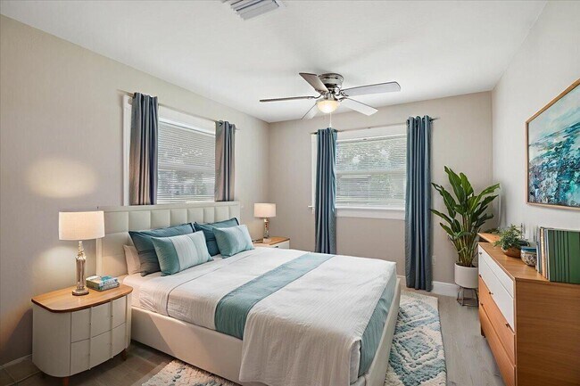 Building Photo - 807 S 12th St