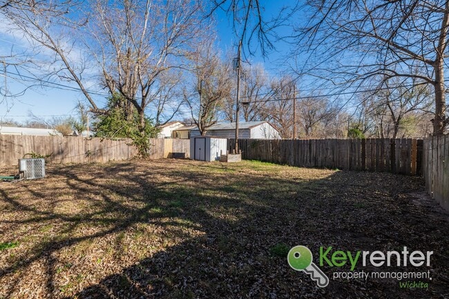 Building Photo - Beautifully Updated 3-Bedroom Home in Central Wichita!