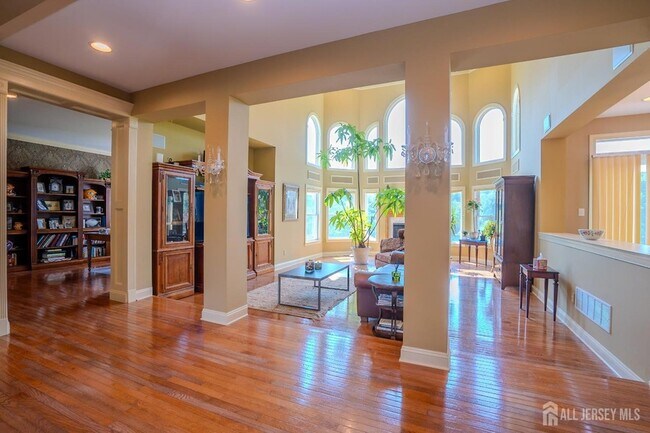 Building Photo - 19 Meadowlark Dr