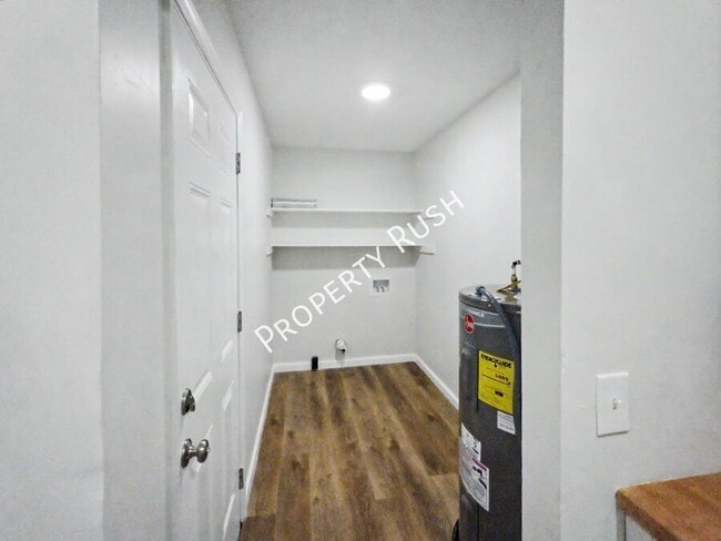 Building Photo - 7750 Nautical Way