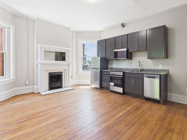 Building Photo - 7 E Franklin St