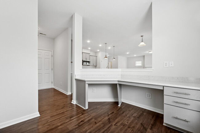 Building Photo - 3352 Bordwell Ridge Dr