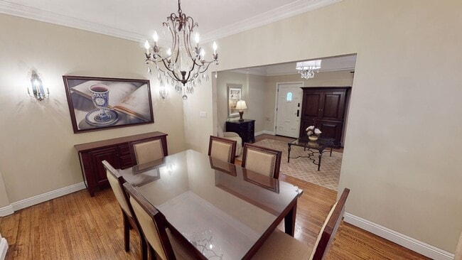Interior Photo - 426 N Alta Vista Blvd