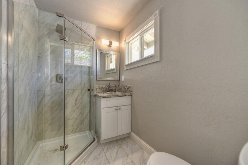 Building Photo - 7024 Woodmore Oaks Dr