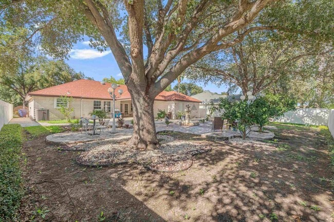 Building Photo - 3111 Persimmon Ct