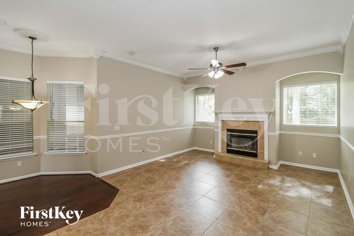 Building Photo - 4037 S Victoria Lakes Dr