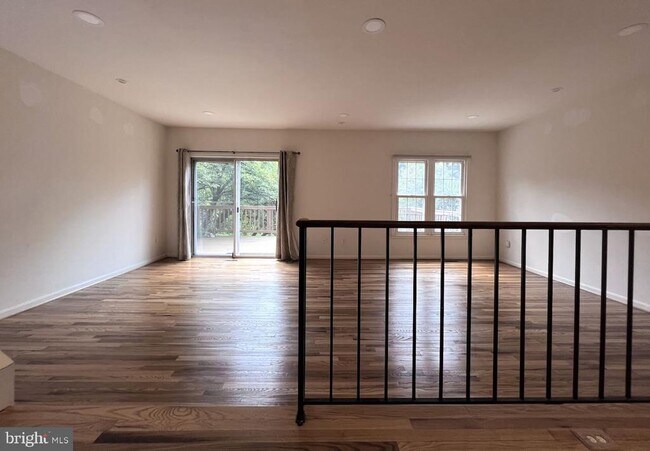 Building Photo - 7132 Swansong Wy
