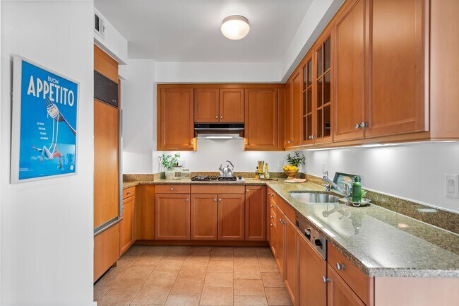 Building Photo - 1111 23rd St NW