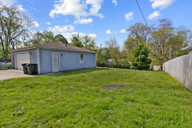Building Photo - 3607 Kirchoff Rd