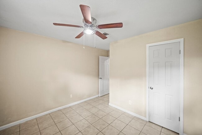 Building Photo - 9234 Long Barrel Ln