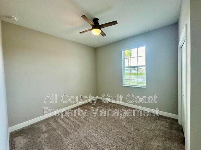 Building Photo - 8131 Tea Olive Ter