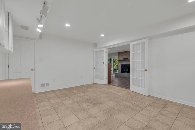 Building Photo - 4314 Argonne Dr