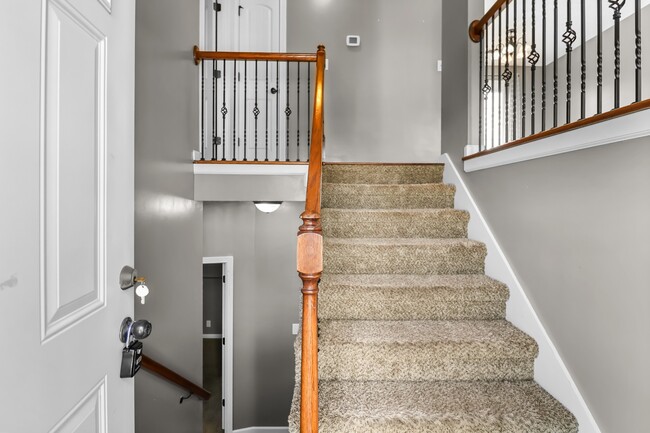 Building Photo - 2200 Trophy Trce