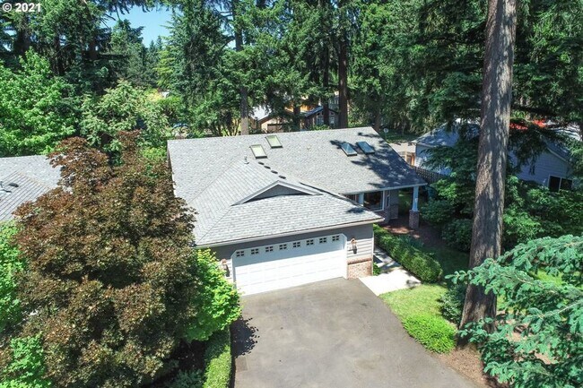 Building Photo - Desirable 3BD Ranch Home in Great Burton L...