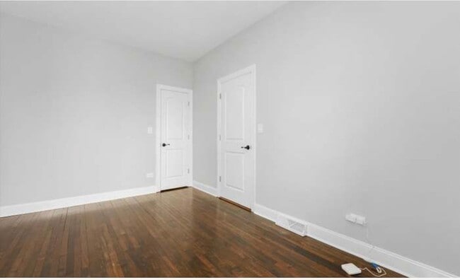 Building Photo - 957 N Central Park Ave