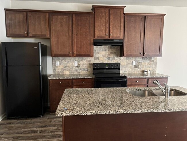 Building Photo - 1545 Iris Walk