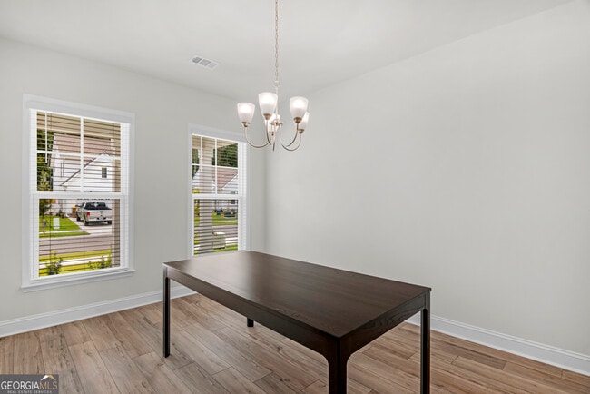 Building Photo - 340 Dendron Dr
