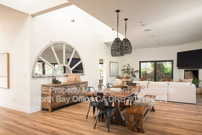 Building Photo - 202 Petersen Ln