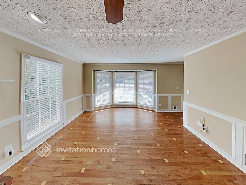 Building Photo - 4611 Pine Harbor Ct NE
