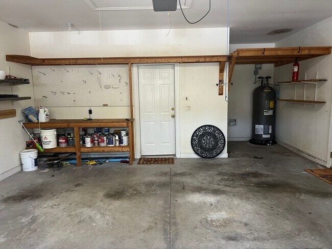 Building Photo - Charming 3BR Home in Rose Hill!