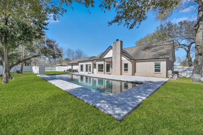 Building Photo - 10420 Hufsmith Rd
