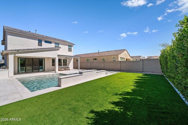 Building Photo - 35032 N Barrel Rd