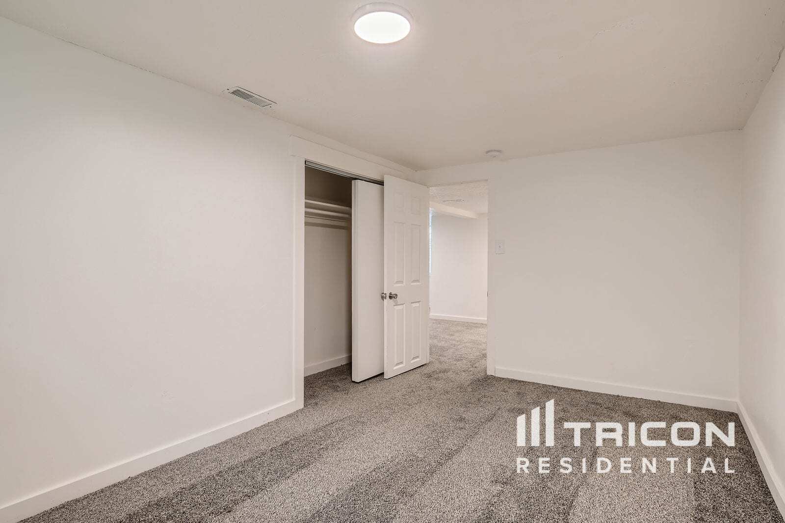 Building Photo - 1335 W 800 S