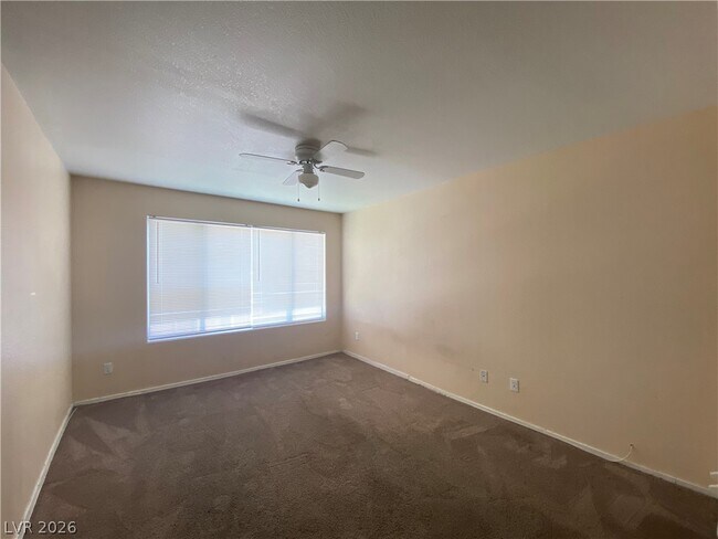 Building Photo - 3152 Tarpon