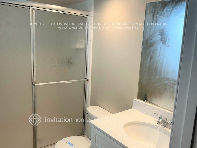 Building Photo - 10669 Parliament Pl