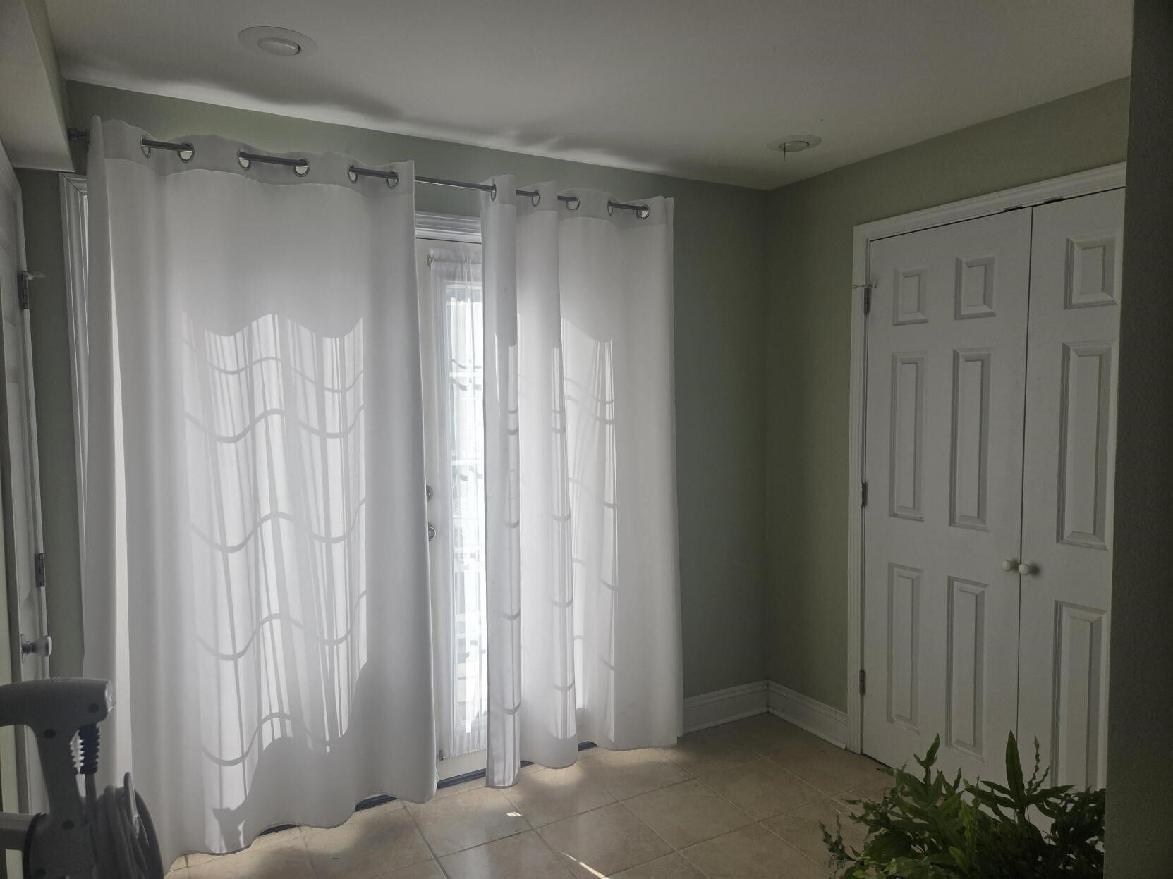 Building Photo - 4422 Walmsley Ave