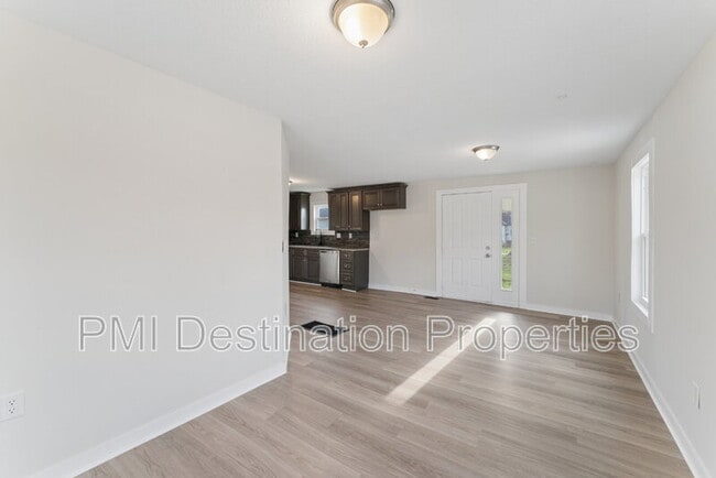 Building Photo - 247 Shadyside Ave