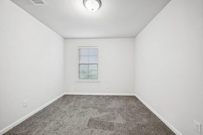 Building Photo - 24128 Conservation Way Ave