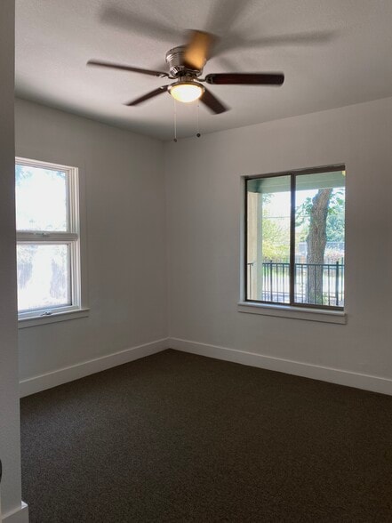 Primary - 500 Capitol Dr