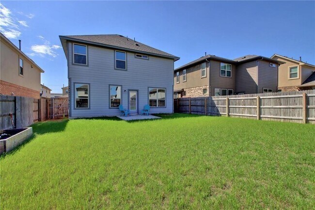 Building Photo - 1031 Chad Lp