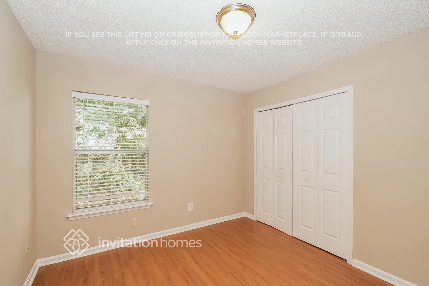 Building Photo - 277 Maplewood Dr