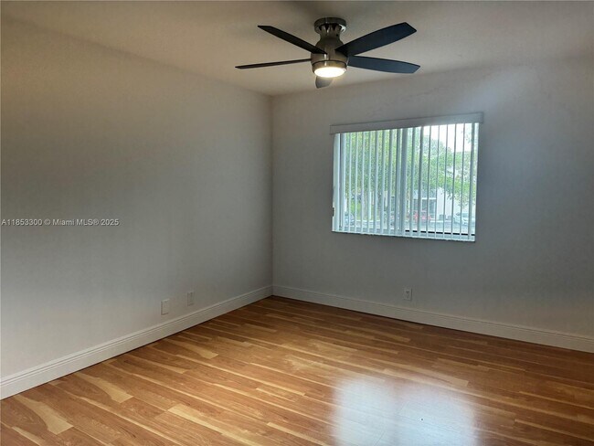 Building Photo - 13910 SW 91st Terrace