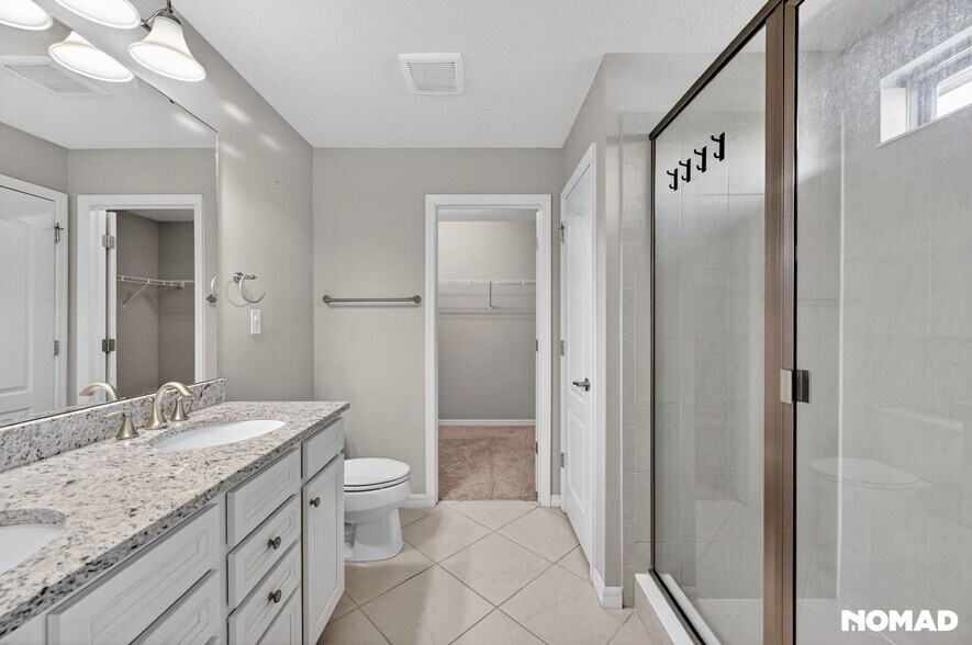 Building Photo - 5332 Fallen Leaf Dr