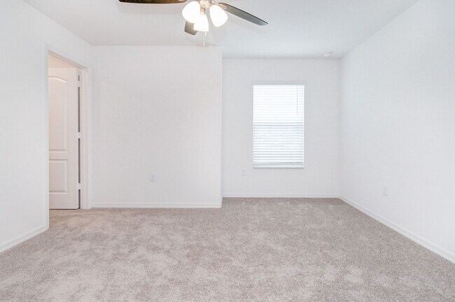 Building Photo - 1569 Wynford Cir