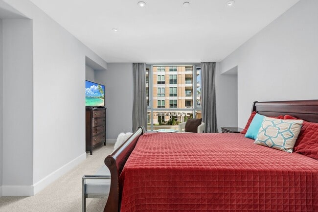 Building Photo - Spacious Irvine Financial District Condo with Full Service Amenities