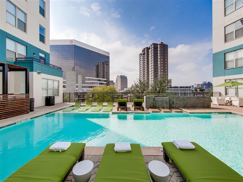 Broadstone Sora 3324 McKinney Ave Dallas TX 75204 Apartment Finder