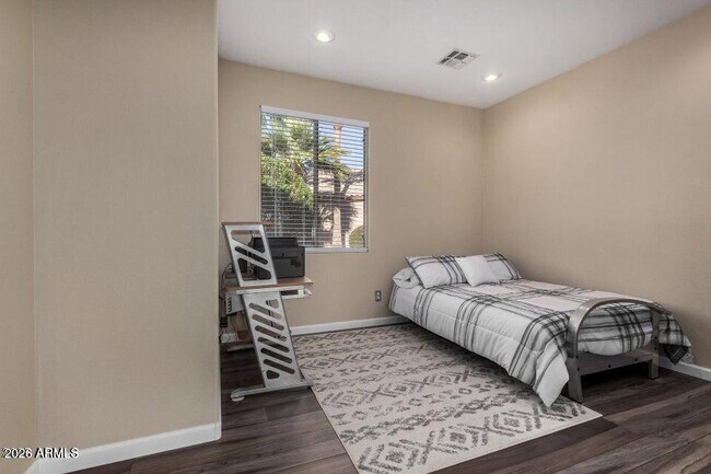 Building Photo - 17709 W Sunbelt Dr