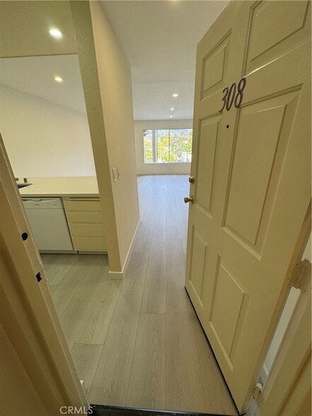 Building Photo - 2616 Canada Blvd