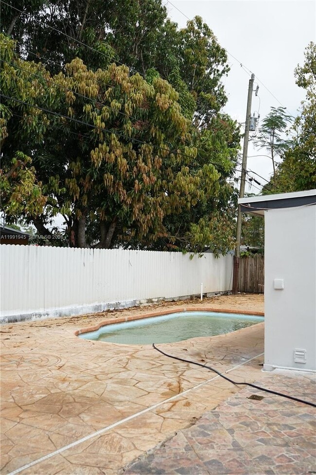 Building Photo - 12455 SW 185th Terrace