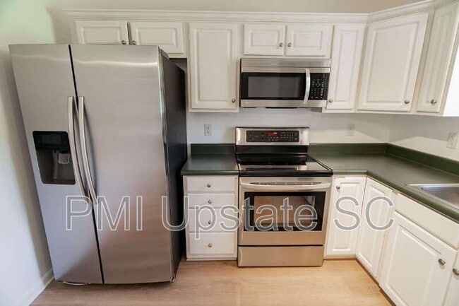 Building Photo - 432 Longspur Ct